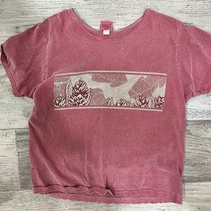 Super cute cropped crazy shirt Hawaiian mauve pink preppy tee beach floral